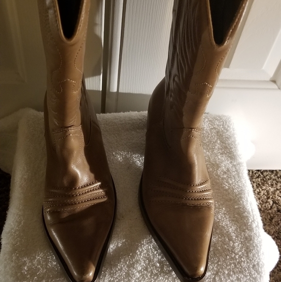 Women Leather Cowboy boots - Picture 1 of 3